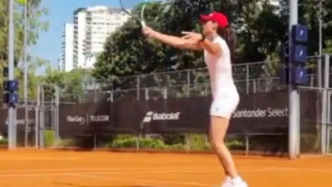 Gabriela Sabatini volvi� a jugar al tenis a los 51 a�os y la rompi�