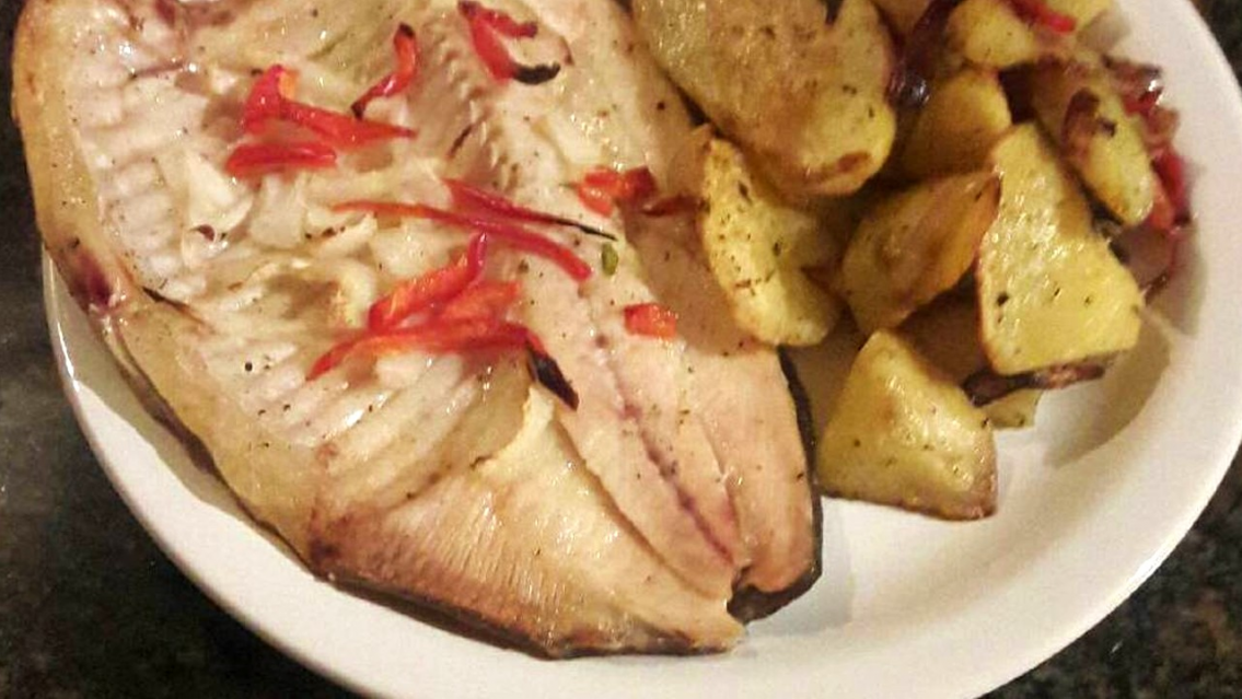 Norteño fue a comer pescado porque quería pagar menos y le arrancaron la cabeza: el ticket