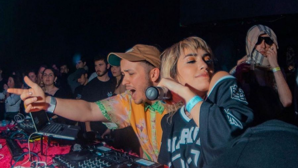 Se filtr� el video de Lali Esp�sito a los besos con otra chica en Espa�a