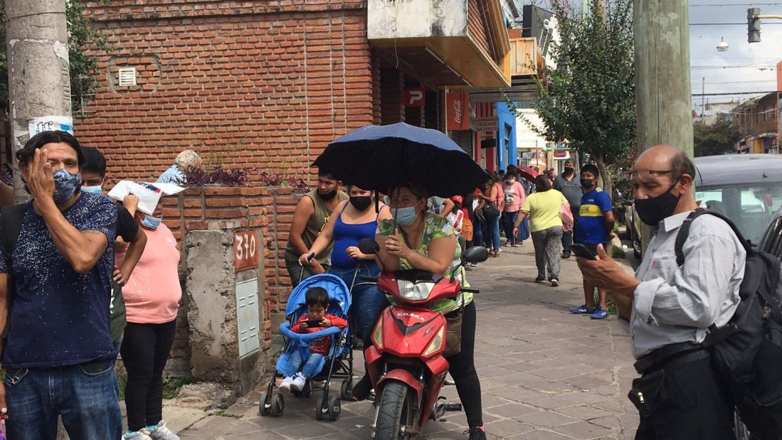 ¿Y la Ley "Tiempo de Espera"?: jujeños padecen la mala atención del Banco Nación