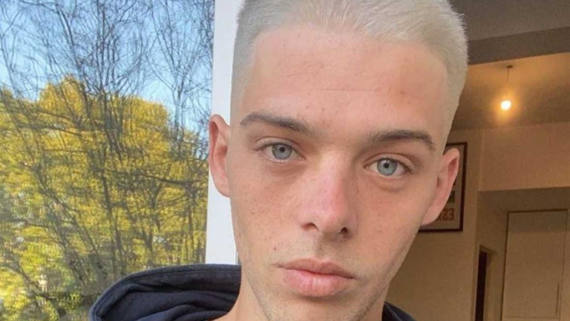 Enorme y a todo color, el tatuaje en homenaje a Santiago Maratea. La reacción de él