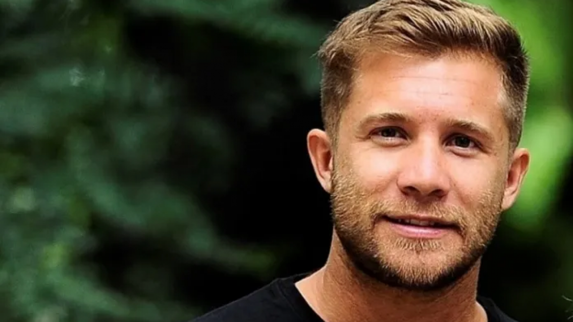 "Tacho" Riera habl� de su relaci�n homosexual. Al borde de la censura