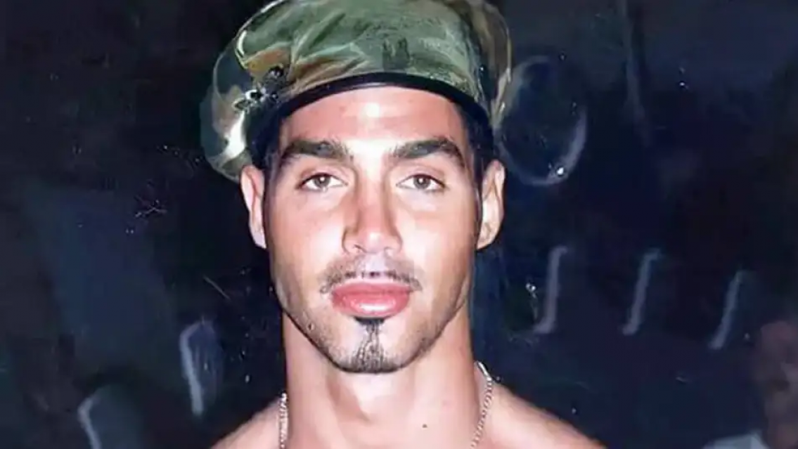 �Esc�ndalo! Este es el hermano oculto y no reconocido de Ricardo Fort