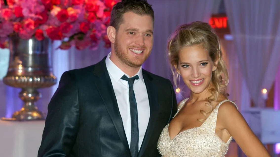 Muertos en vida y al borde de la separación, Bublé y Luisana Lopilato hablaron de la enfermedad de su hijo
