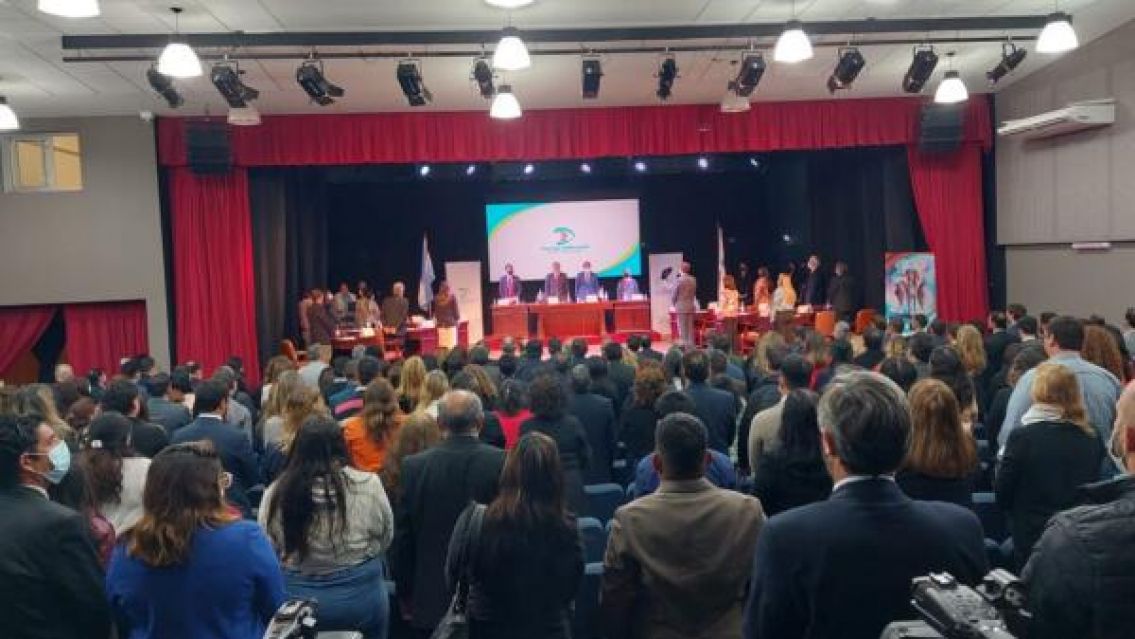 Jorge dio su discurso en la apertura de sesiones legislativas de San Salvador