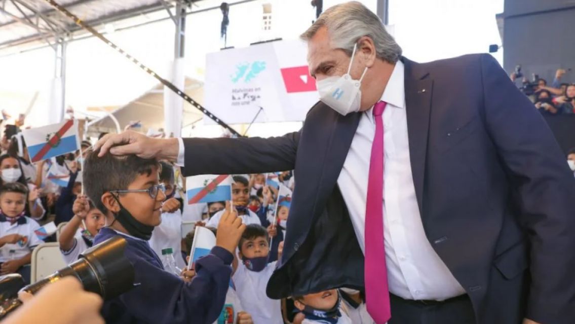 Extenderán el horario de clase en las escuelas: cómo será el sistema y desde cuándo regirá