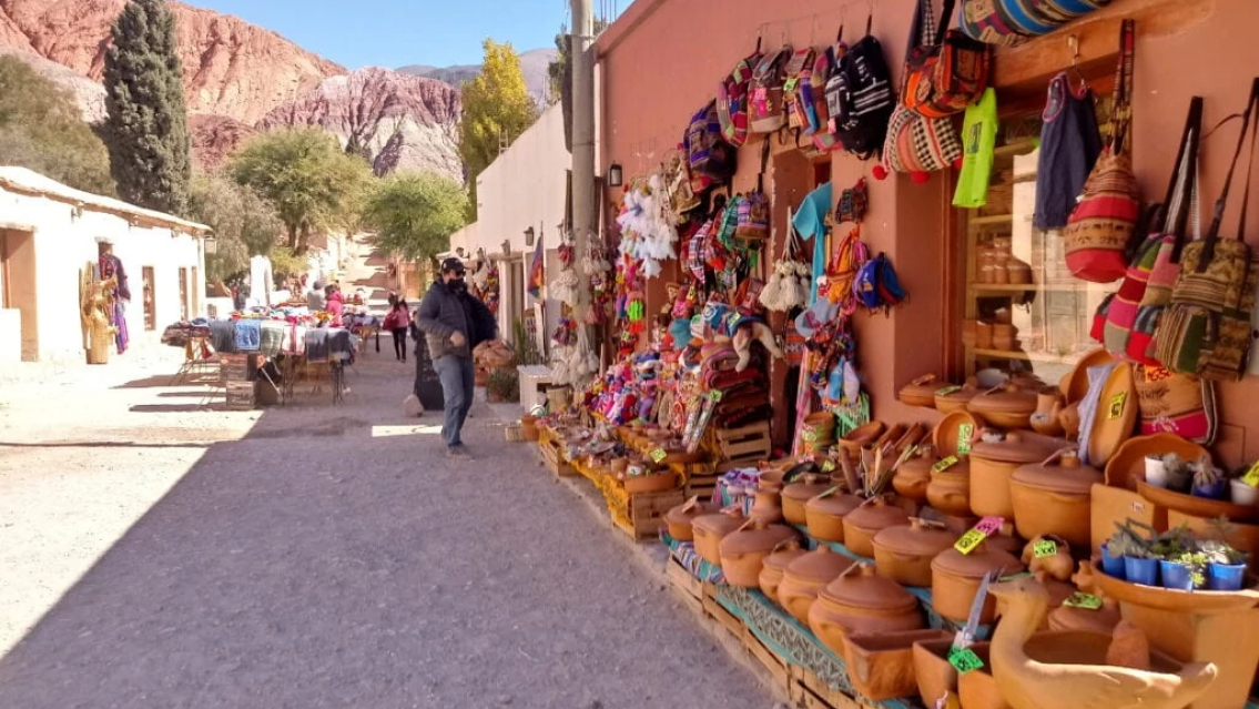 La juje�a m�s famosa se va del pa�s. "Siempre voy por m�s"