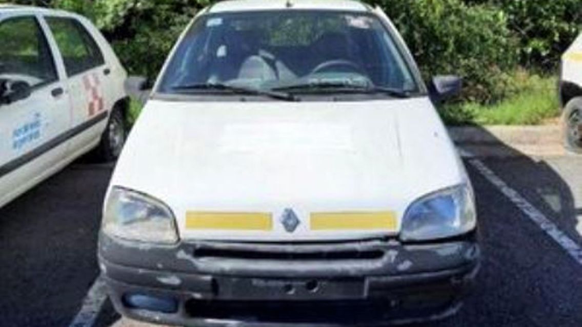 Aerol�neas Argentinas remata autos que ya no usa: desde $5.000