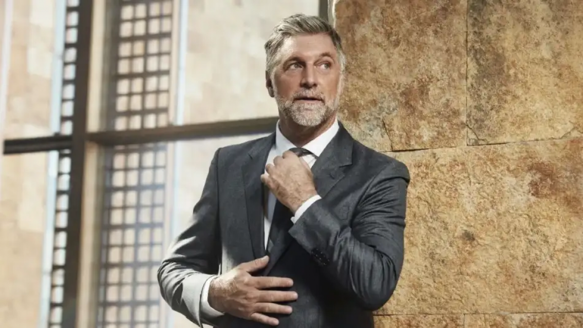 �Volvi� a las andanzas? Horacio Cabak le dedic� un mensaje a una mujer y lo borr�