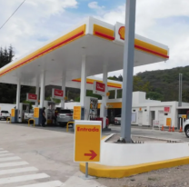 No hay sueldo que aguante:  Axion y Shell suben los precios de nafta y gasoil
