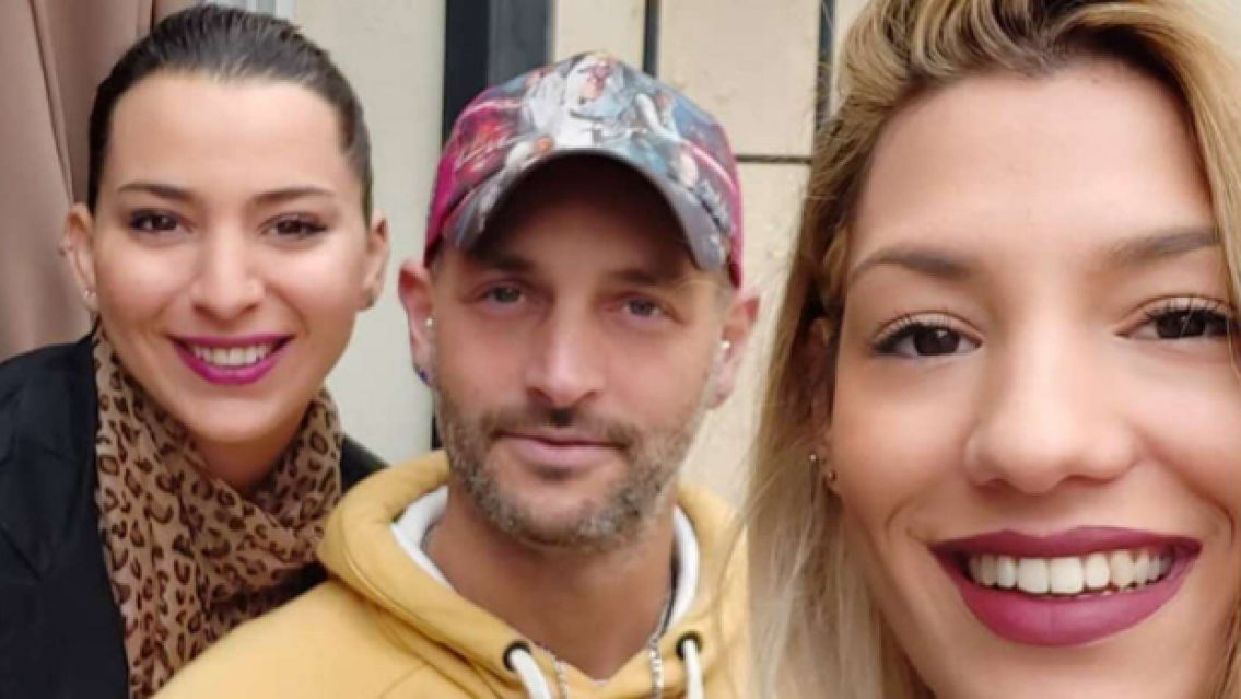 El detalle �ntimo del tr�o que vive una historia de poliamor: "Para dormir..."