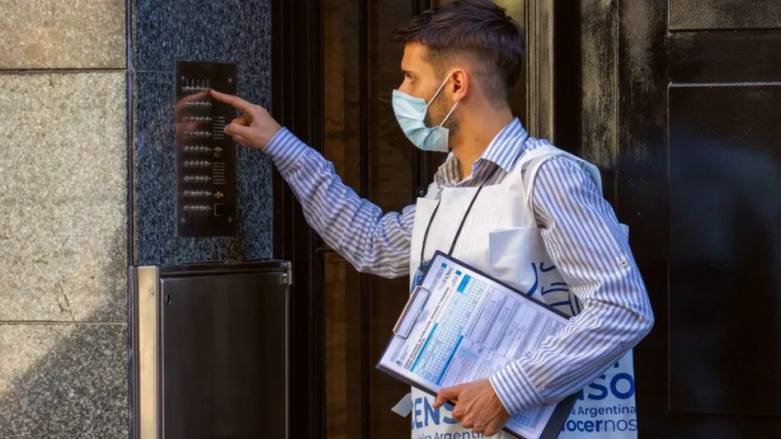 Censo 2022: a qué hora pasa el censista y qué pasa si no estoy en mi casa cuando llega