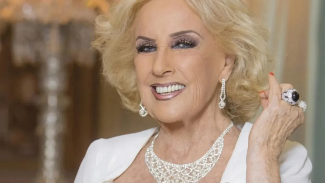 Karol G citó a Mirtha Legrand en pleno show y la señora le agradeció: "mi frase..."