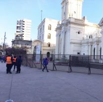 Vallaron y militarizaron la Catedral de Jujuy por la marcha de mujeres