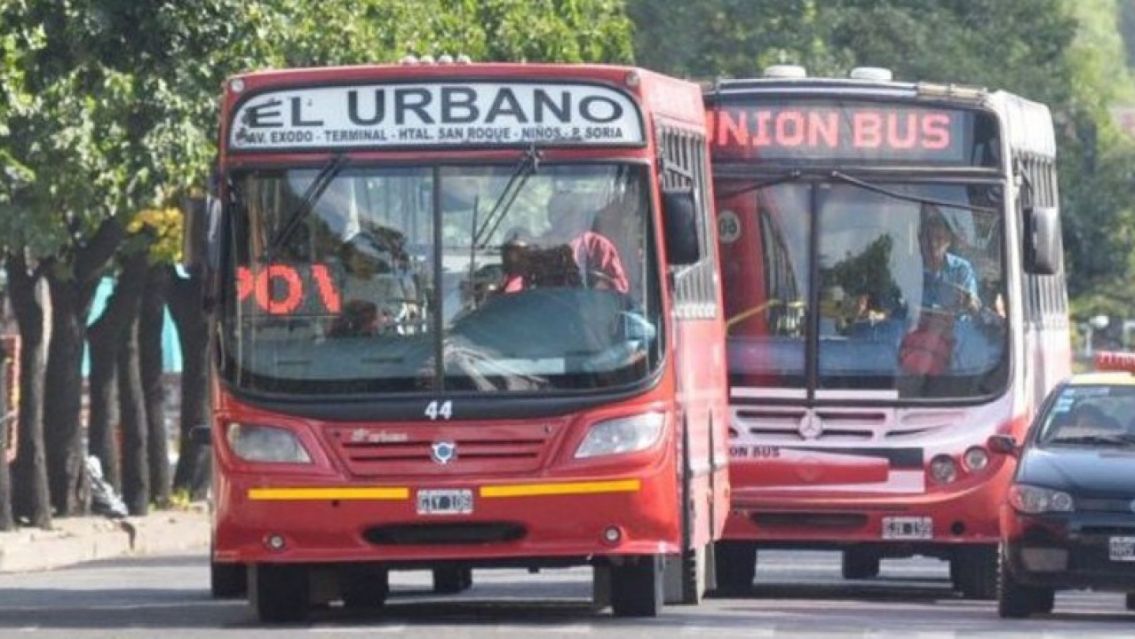 "El sistema de transporte colapsará inevitablemente", advierten la UTA y la CGT