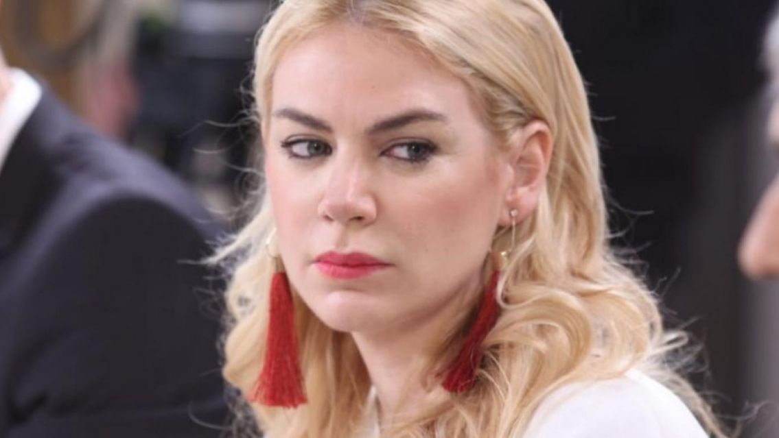 Esmeralda Mitre sufrió un terrible accidente en su auto: cómo se encuentra