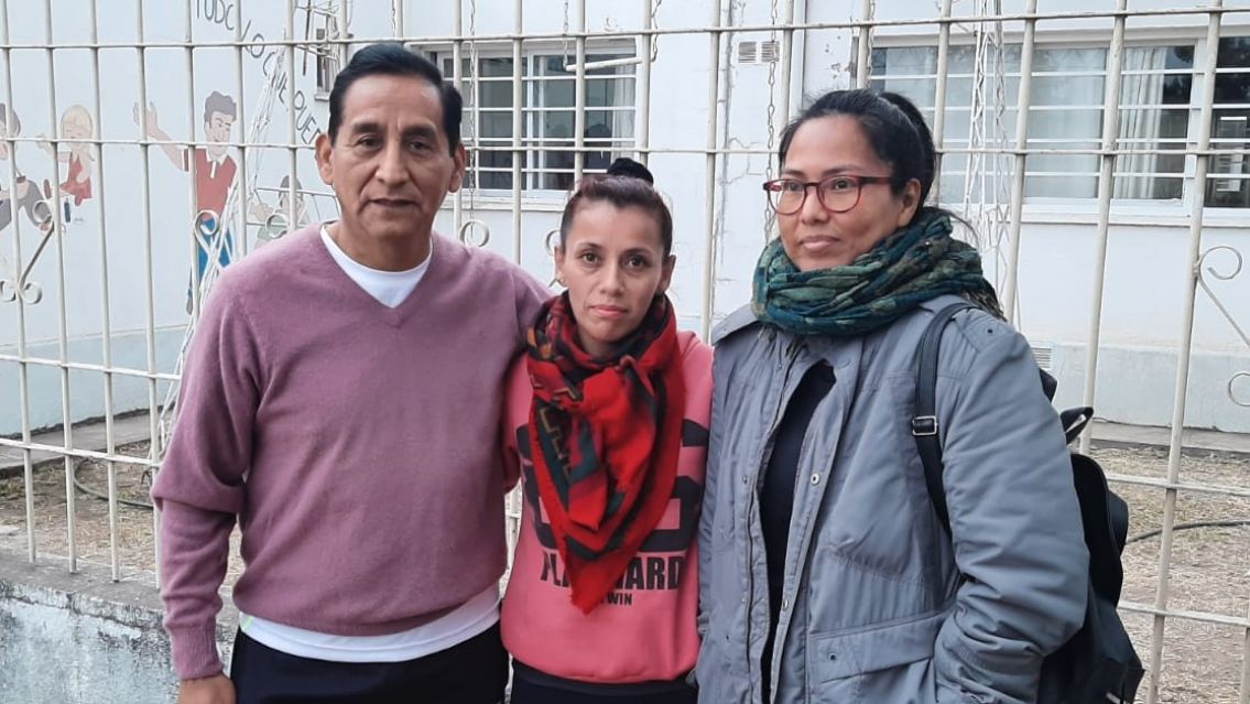 Estudiantes palpale�os organizan movida solidaria: "Todo por la carroza"