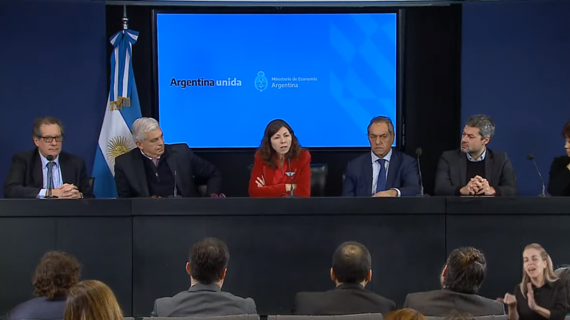 Fernández y Batakis en un nuevo plan económico: el acuerdo con el FMI no se toca