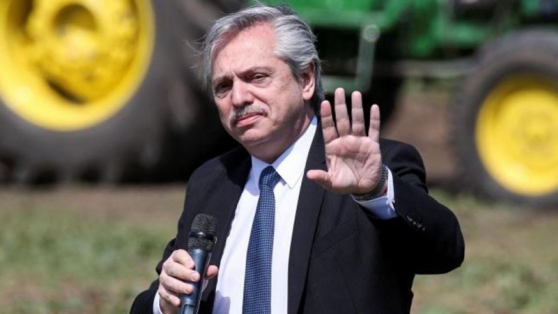 Alberto no se hace cargo de la derrota y dice que sí escucharon al pueblo