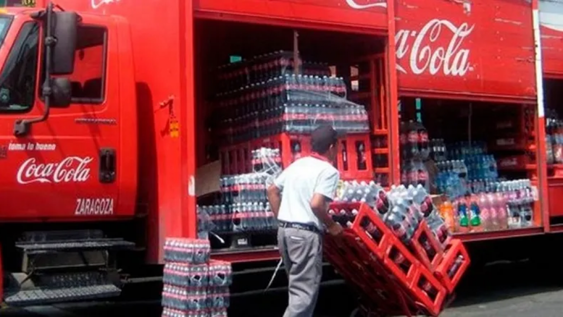 C�mo trabajar en Coca Cola, requisitos muy simples y sueldo m�s que jugoso