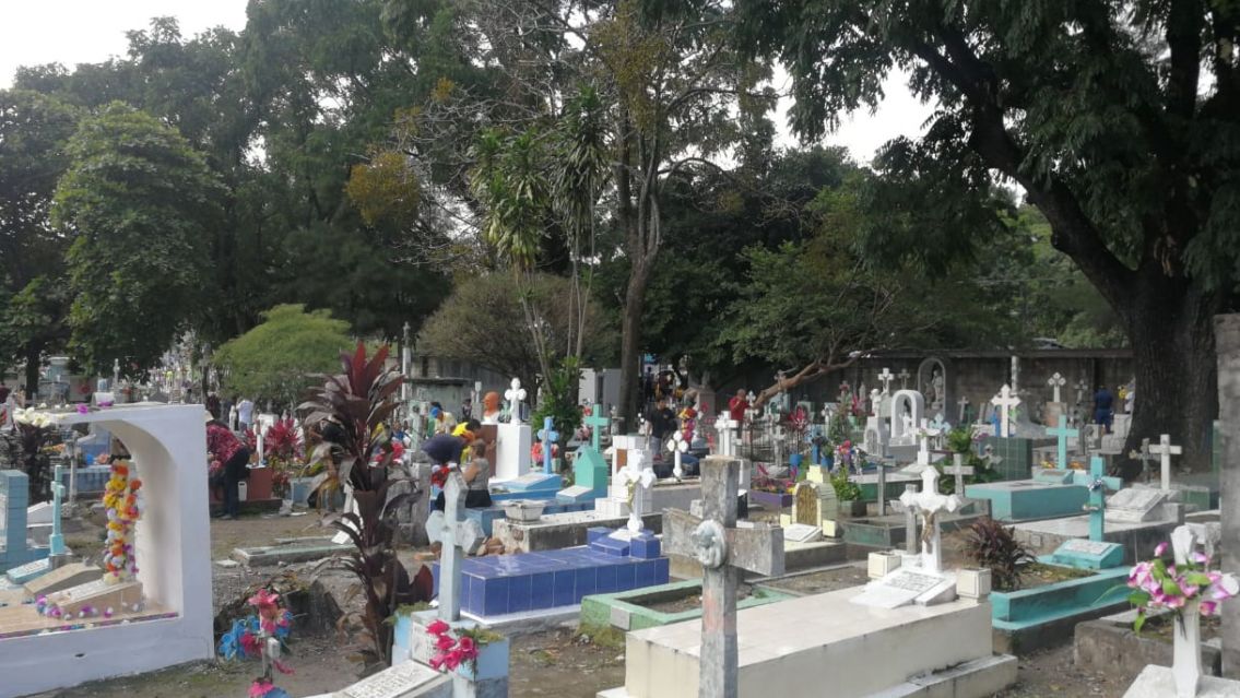 Emergencia funeraria en Jujuy: cementerios o crematorio, la discusión de los ediles