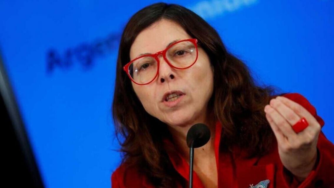 Batakis tildó de ineficiente la gestión y ahora Alberto define cambios en el gabinete