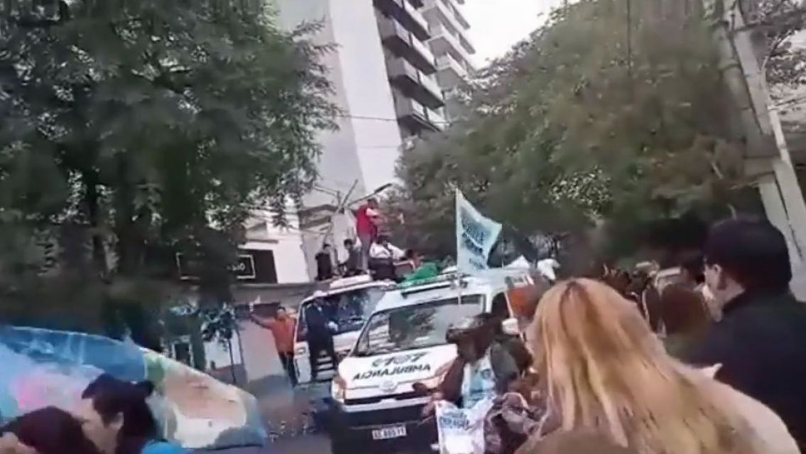 Una nena murió atropellada por un camión