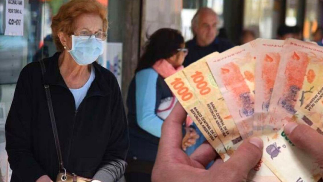 Doble bono para jubilados en Septiembre 2024: cuánto cobrarán