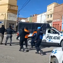 "Con un dólar compró su casa": Así se burlaron en Bolivia del jujeño detenido