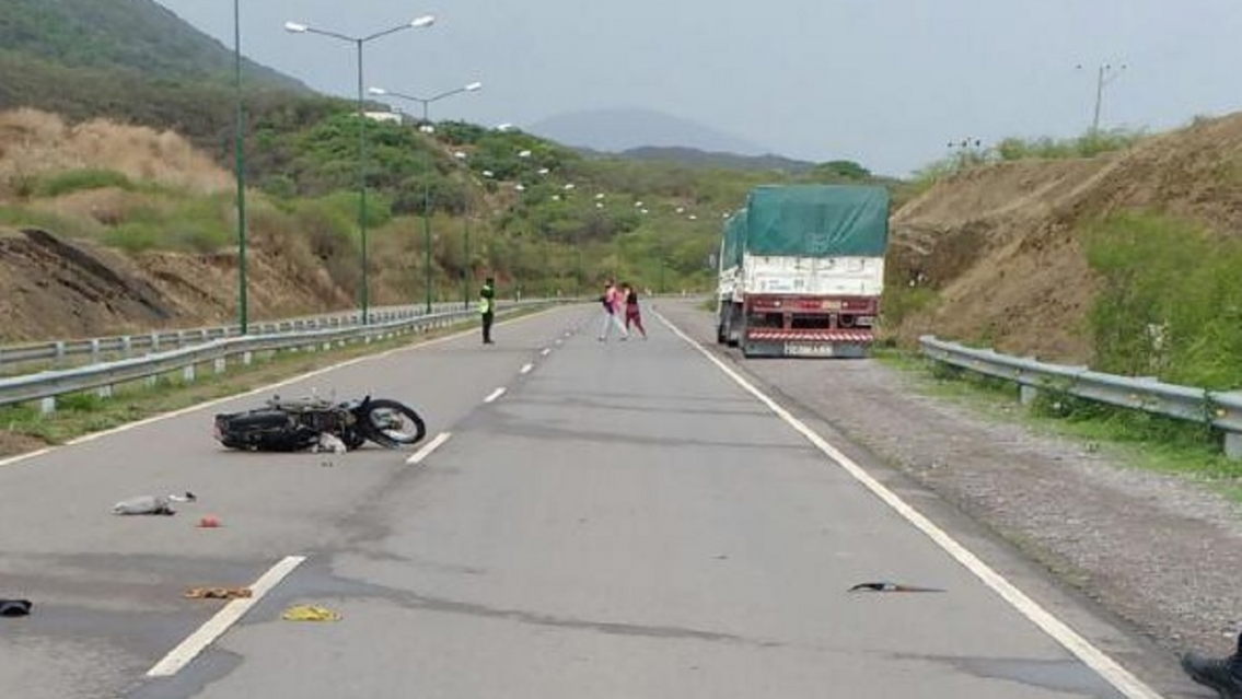 Néstor, quién es el joven que murió en la ruta al chocar contra un camión de ladrillos