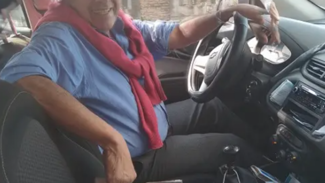 El gesto de un taxista norte�o que emocion� a todos en las redes sociales
