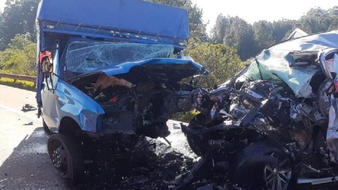 Murieron 3 juje�os en un terrible accidente en Misiones
