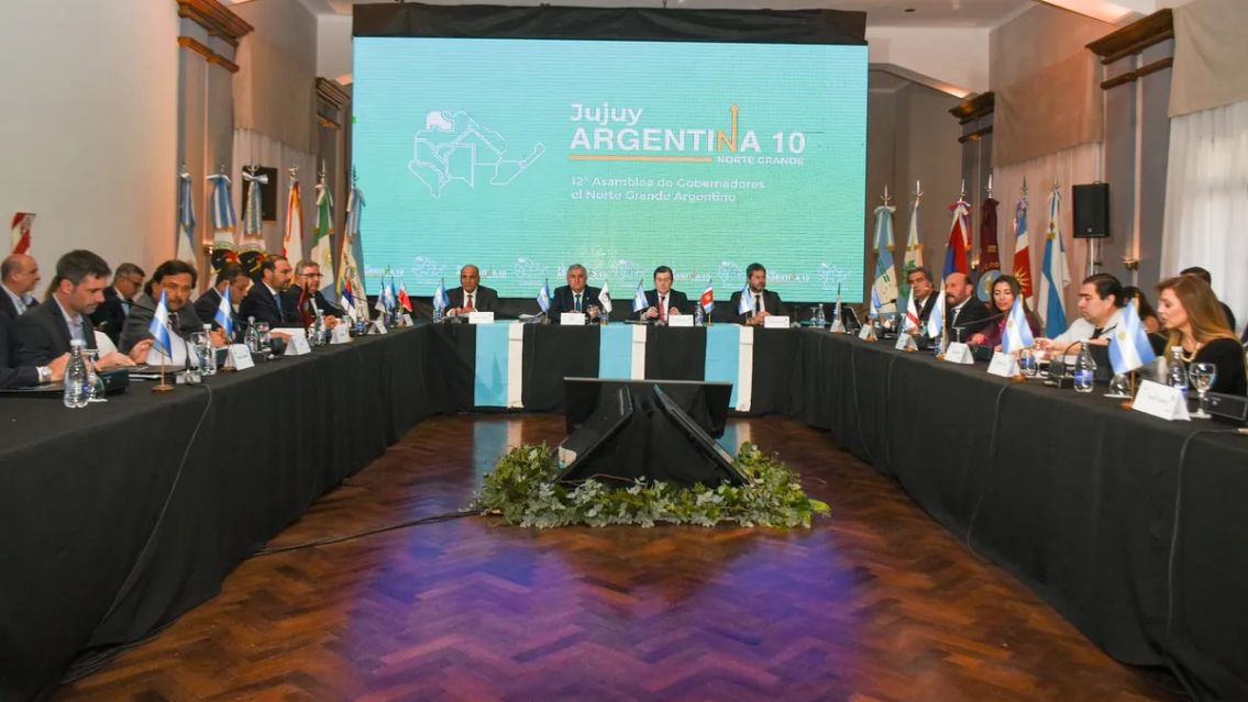 Gobernadores del Norte Grande apuntaron a Milei por la coparticipaci�n