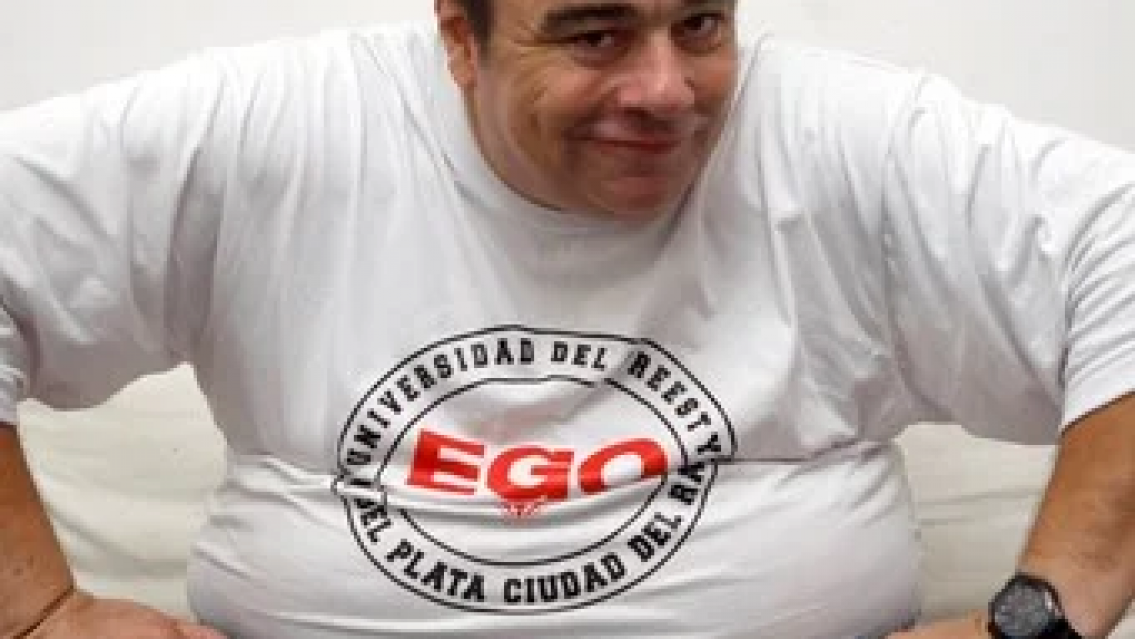 URGENTE: internaron a la Tota Santill�n, su propia hija le meti� una pi�a. Piden oraciones