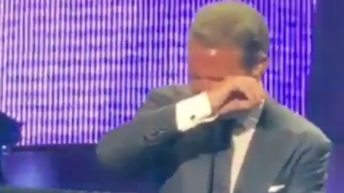 Esc�ndalo con Luis Miguel, siguen surgiendo cosas que le hac�a su pap�