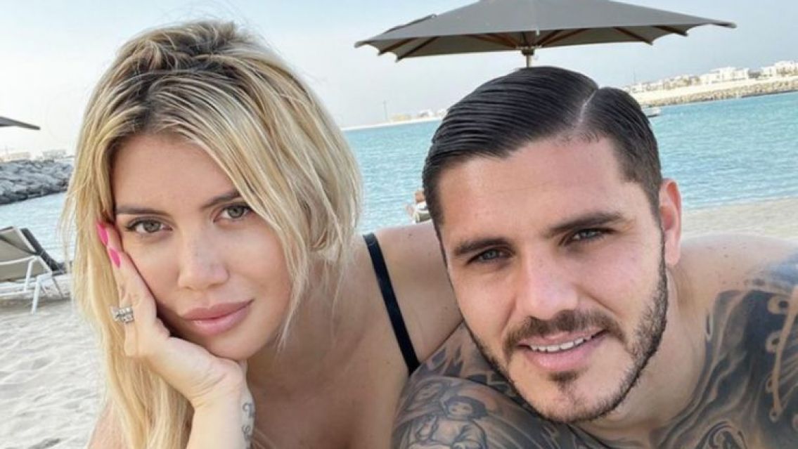 Otra famosa le escribió a Icardi y Wanda estalló de bronca: la tiene en la lista negra