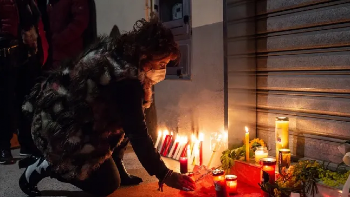 Ahora solo le prenden velas, hombre asesinó salvajemente a su ex y a sus hijos