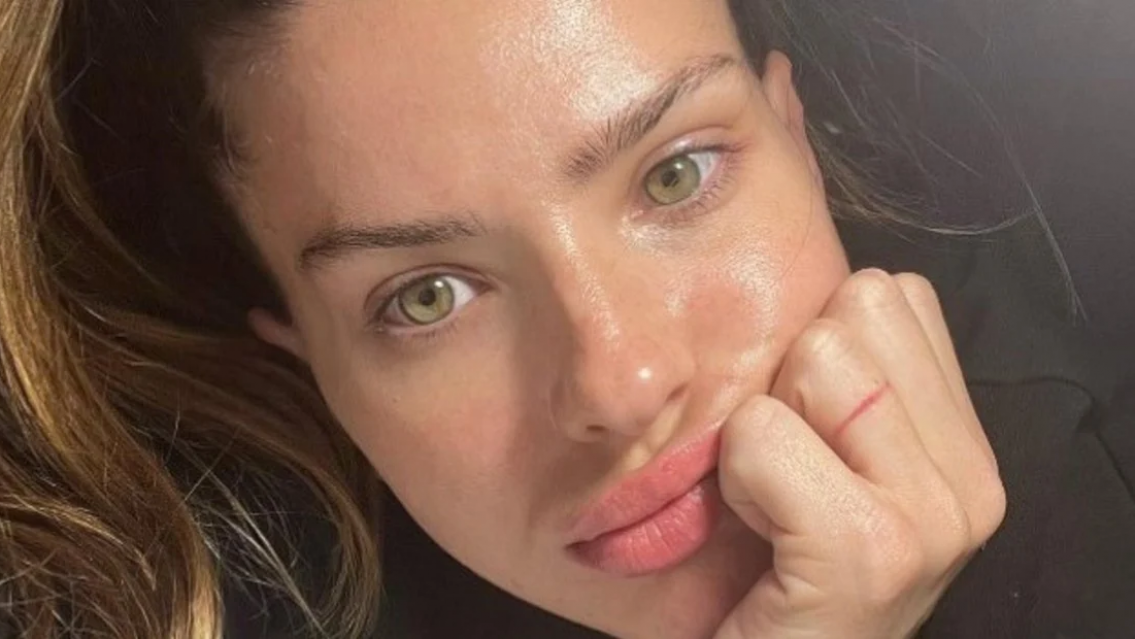 Se hizo la qu�. Tremenda sobrada de la China Su�rez a un argentino en Espa�a