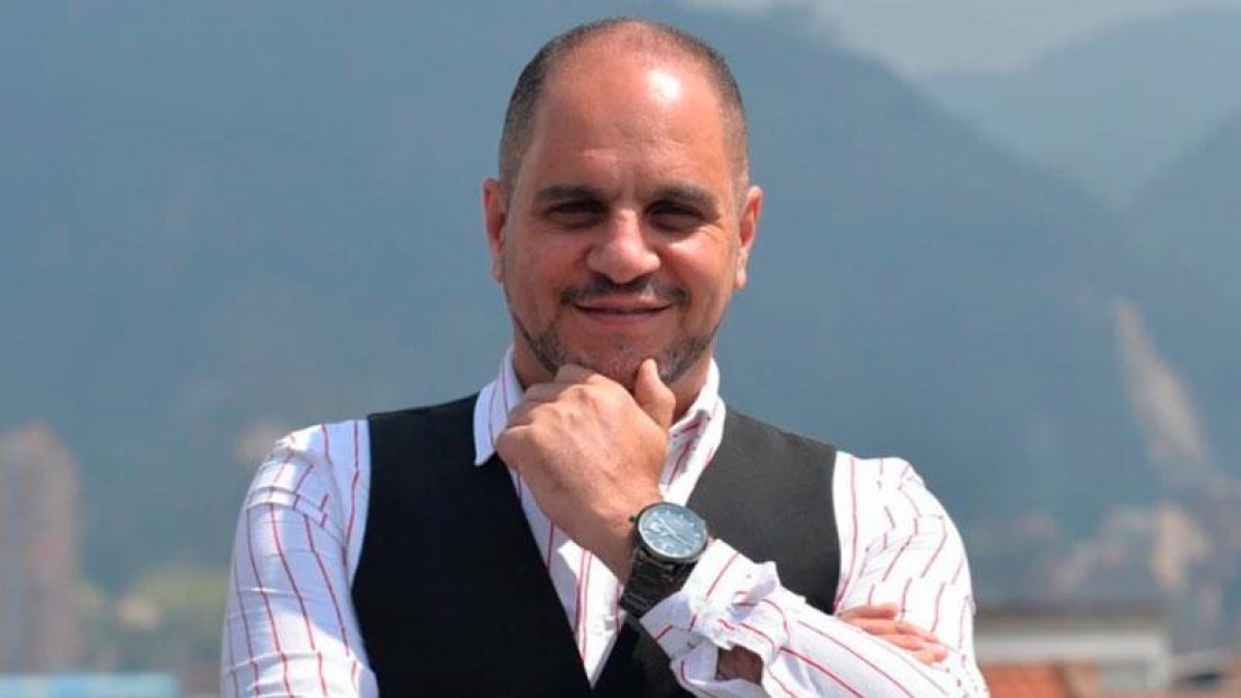 CUIDADO: sigue estafando desde la cárcel. El nuevo curro de Cositorto, ¿preso VIP?