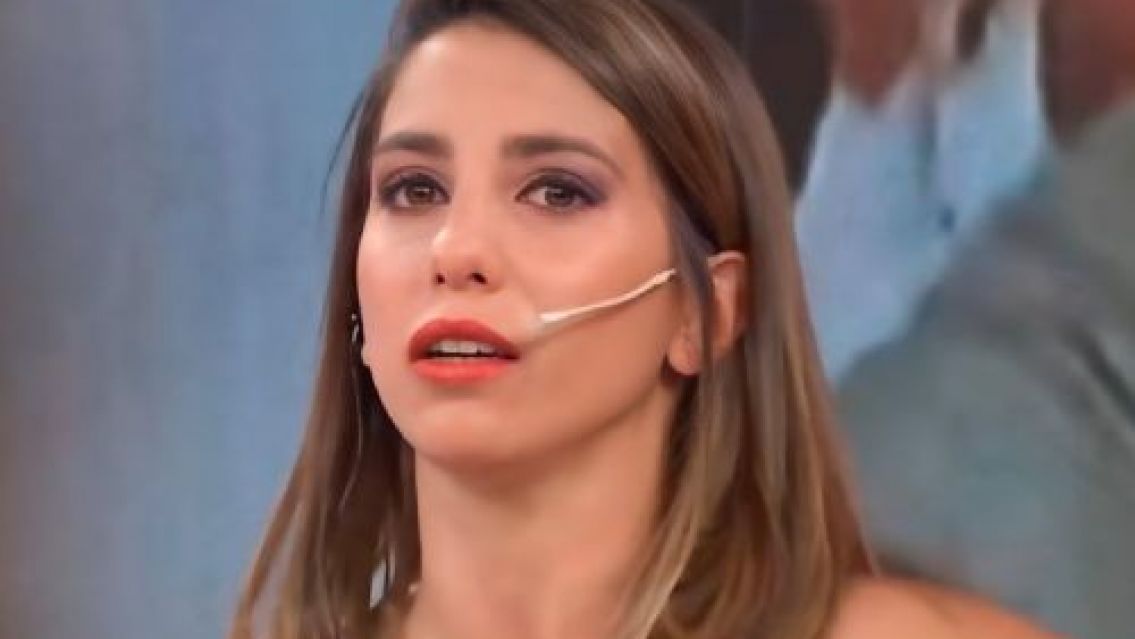 Cinthia Fern�ndez pas� una noche terrible y cont� las razones: apareci� con todo su cuerpo marcado y...