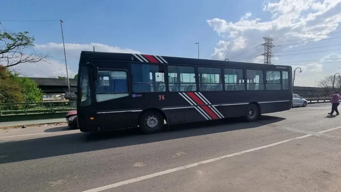 Dolor y conmoción: nenita de 4 años fue atropellada por un colectivo