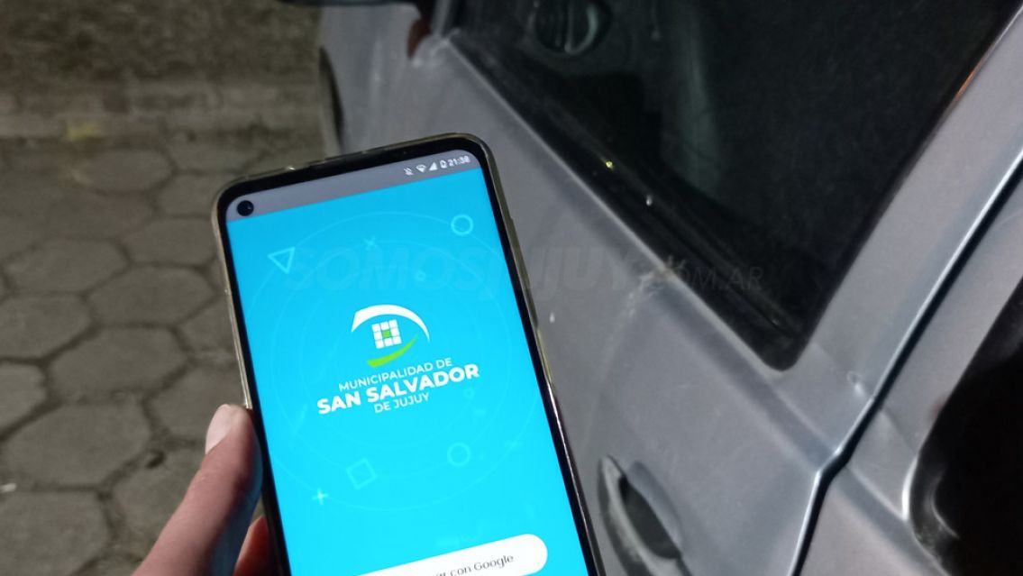 Desde noviembre el cobro del estacionamiento en todo San Salvador será por medio de la app