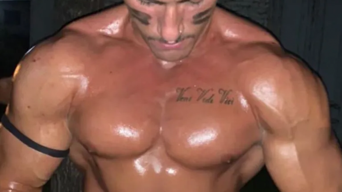 "�Pagan por contenido XXX?", Holder intent� vender fotos nopor pero la tiene...