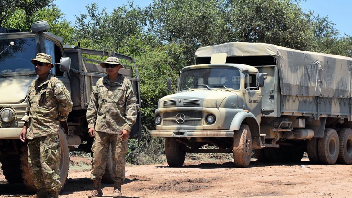 Las Fuerzas Armadas se suman para combatir los incendios en el norte