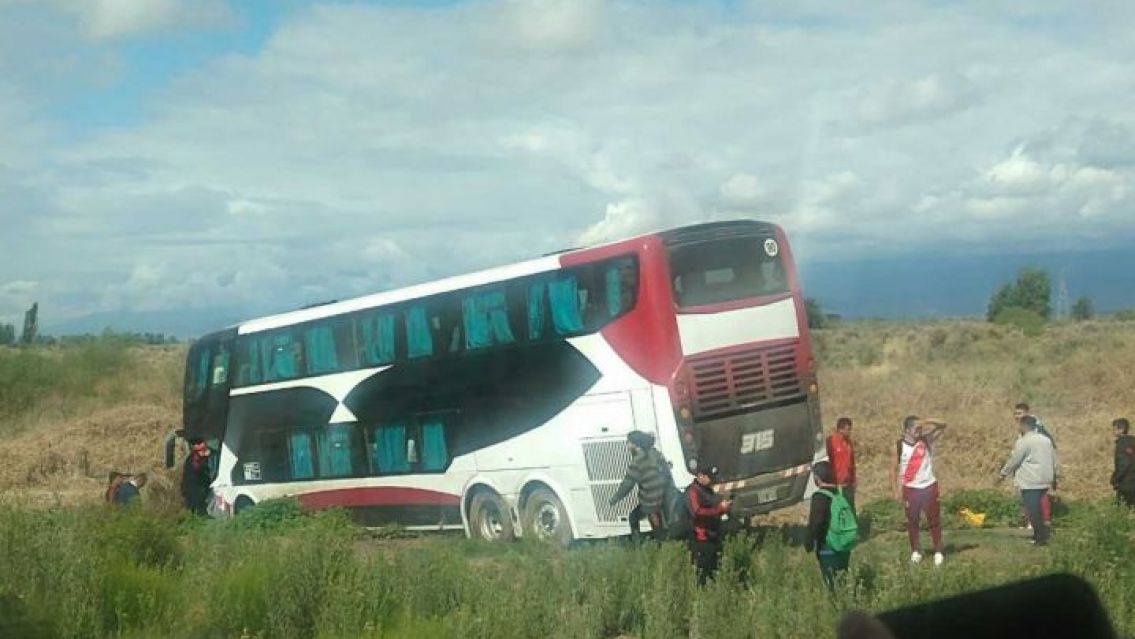 Micro de hinchas de River choc� y mat� a una se�ora: as� ocurri� todo