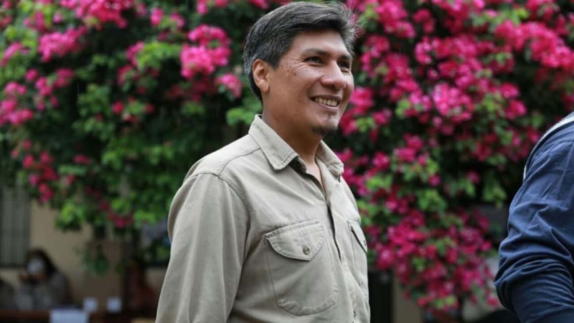 Vilca cruzó a Sadir por el aumento salarial del 10%: "Es una burla al pueblo"