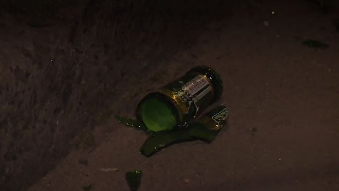 Escándalo a la salida de un boliche jujeño: Le reventaron la cara con una botella