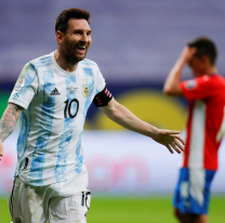 ¿Traés la copa ahí, rey? Periodista argentina dijo que a Messi todas le miran el 'tobul'