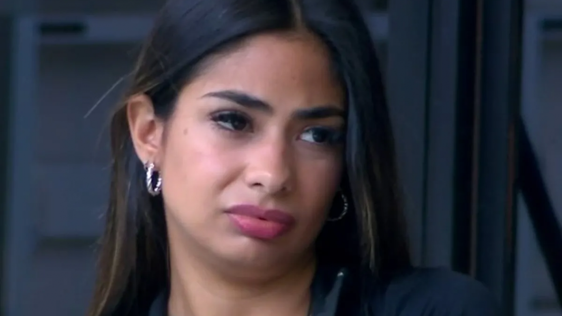 Daniela de Gran Hermano salía con un intendente kircherista y fue quien le pagó las operaciones