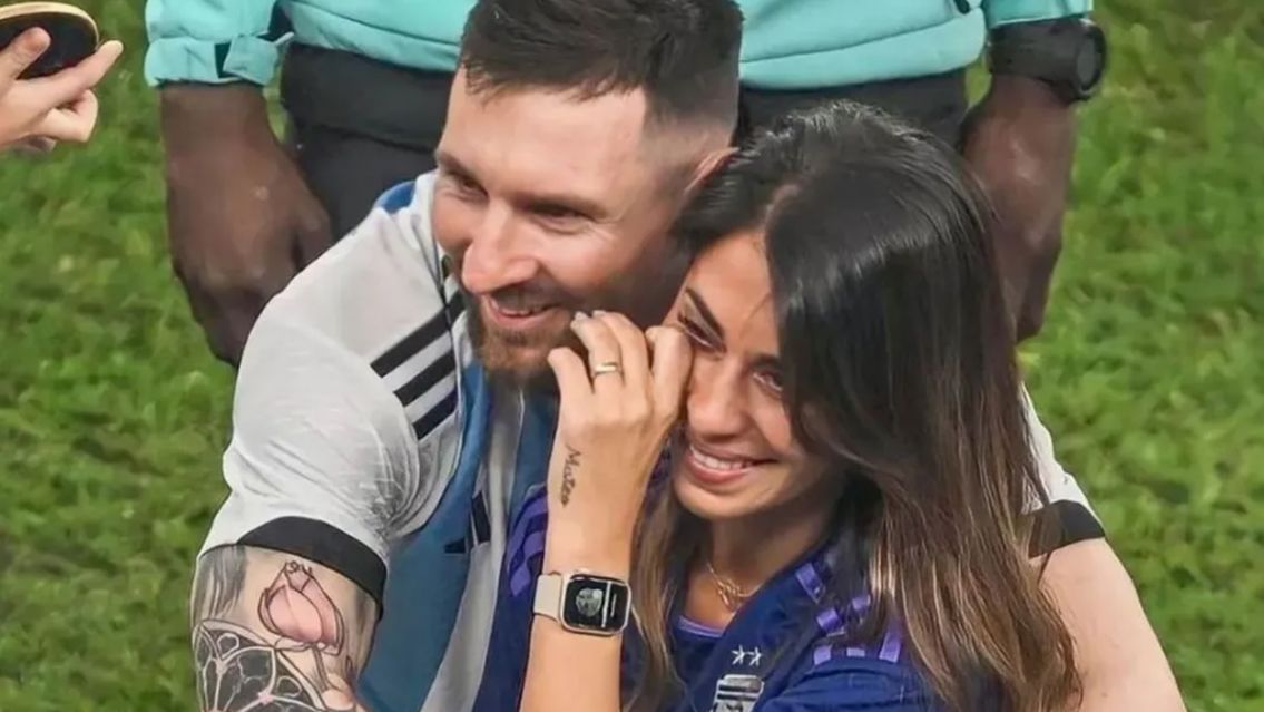Messi lloró junto a Antonela por un cuento que le dedicaron: "Nos hicieron emocionar"
